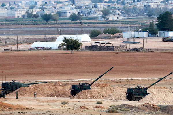 تركيا تقصف مواقع لتنظيم داعش فى سوريا عقب سقوط صواريخ على بلدة حدودية