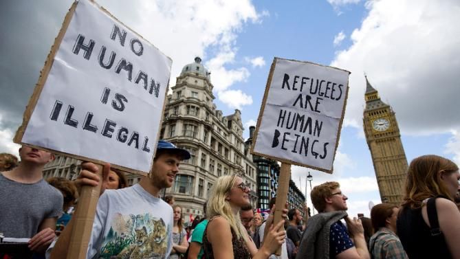 UK plans to take 3,000 child refugees more