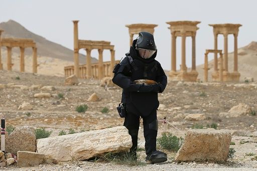 الجيش الروسي يعلن نزع الالغام بالكامل من موقع تدمر الاثري في سوريا
