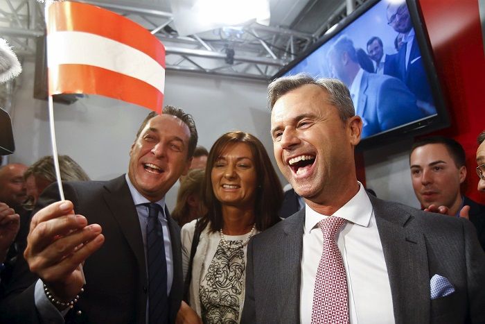 فوز مرشح اليميني المتشدد في  المرحلة الأولى للانتخابات الرئاسية في النمسا