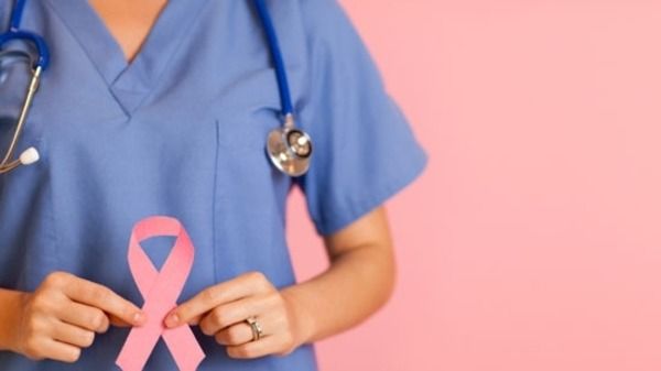 10 أضرار لعلاج سرطان الثدى بالإشعاع.. و7 نصائح للتغلب عليها