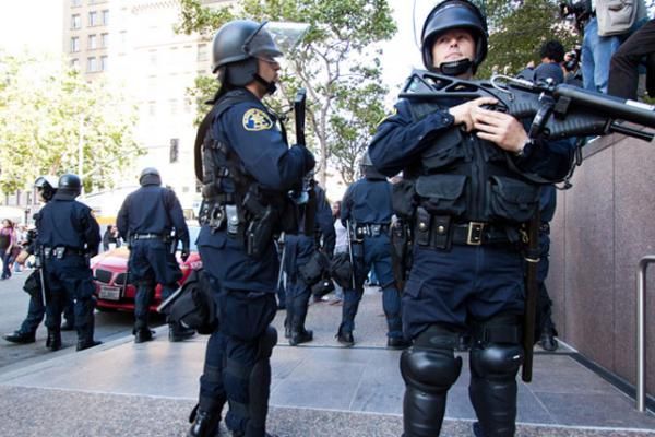 اعتقال 120 في أكبر عملية ضد عصابات في تاريخ نيويورك