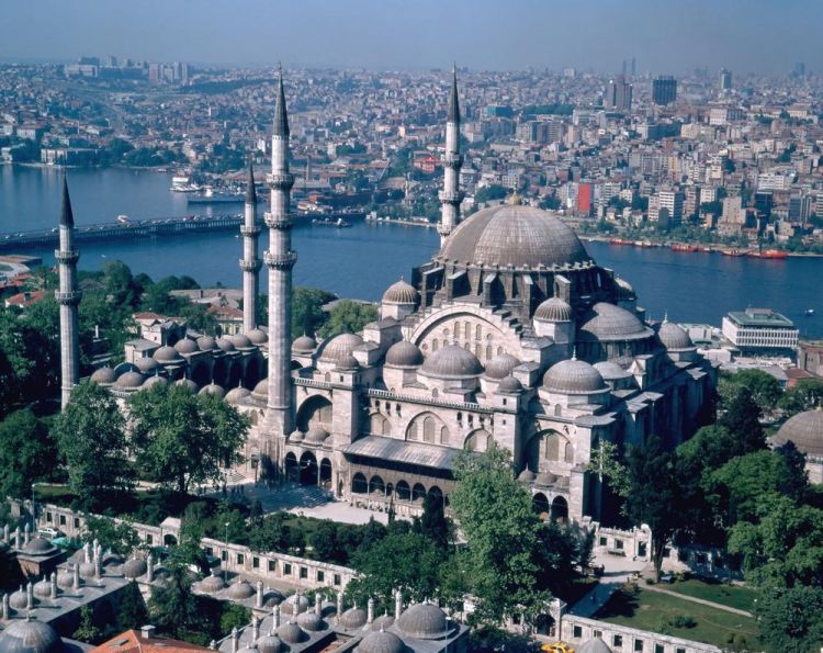 أول قمة إنسانية عالمية في إسطنبول نهاية مايو