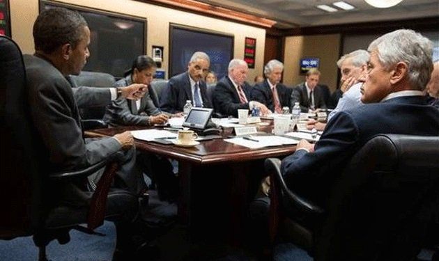 "أوباما" يجتمع مع مستشاريه للأمن القومى لبحث الحملة ضد داعش