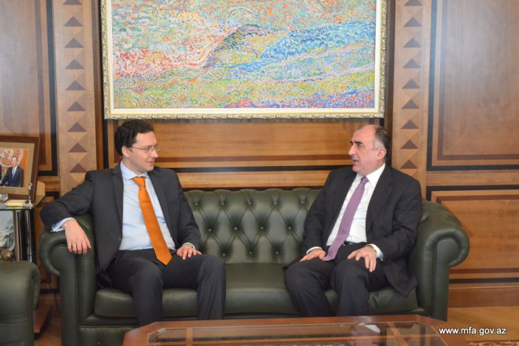 وزير خارجية أذربيجان إيلمار محمدياروف التقى نظيره البلغاري دانييل ميتوف