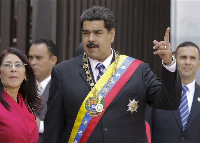 رئيس فنزويلا يهدد برفع درجة حالة الطوارىء