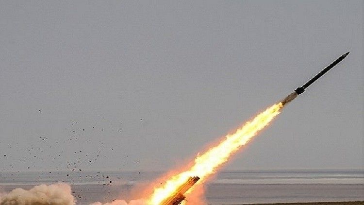إيران تستعرض صواريخها في ذكرى تحرير  خرمشهر