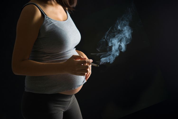 Schizophrenia Risk: Pregnant Smokers Warned