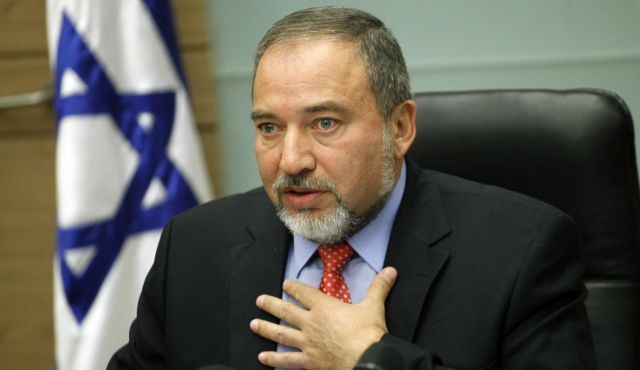 وزير إسرائيلى يعلن استقالته احتجاجا على تعيين ليبرمان وزيرا للدفاع