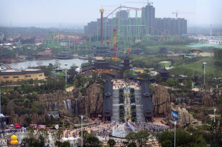 Chinese Developer Wanda Opens Theme Park To Take On Disney