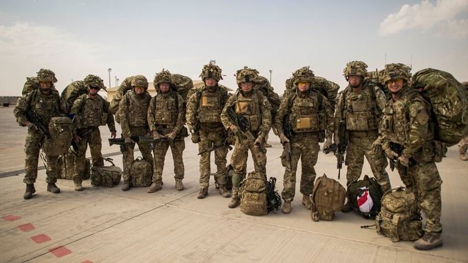 "ديلي تليجراف": بريطانيا تجري محادثات لإرسال 100 جندي إلى أفغانستان