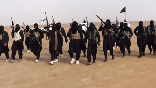 داعش يحذر مقاتليه من "تطبيق مزيف" يكشف أماكن تواجدهم