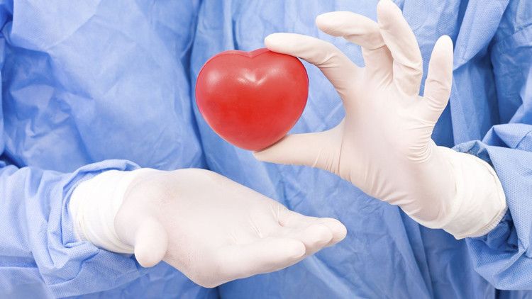 أطباء قلب روس ينشئون قلبا اصطناعيا