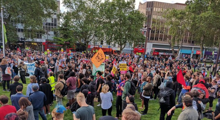 مظاهرات فى لندن ترحب باللاجئين وترفض العنصرية بعد استفتاء بريطانيا