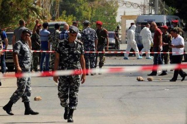 ثمانية انتحاريين يستهدفون قرية مسيحية في لبنان