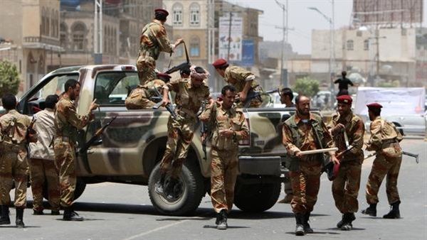 الجيش اليمنى يصد هجوما للمليشيات على اللواء 35 بتعز ومقتل وإصابة 23