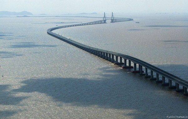 الصين تبنى أطول جسر بحرى فى العالم وتعتزم افتتاحه عام 2017