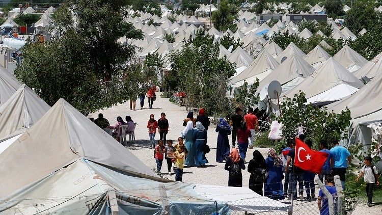 تركيا قد تمنح 300 ألف سوري الجنسية