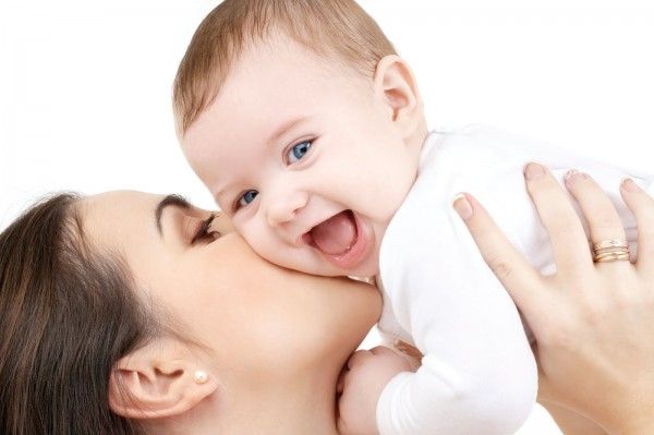 الرضاعة الطبيعية تساعد على نمو خلايا المخ لدى الأطفال المبتسرين