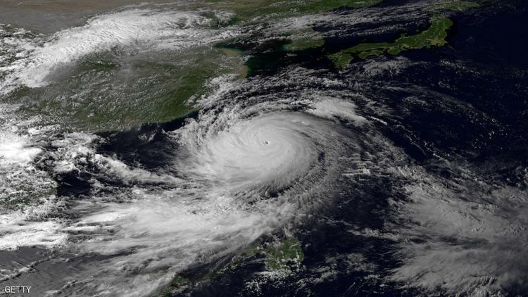 "إعصار مداري" يهدد الكاريبي