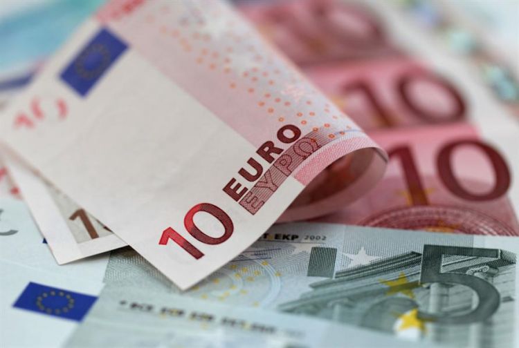 كيف تسبب مشروع "اليورو" في انقسام أوروبا بدلا من اتحادها؟