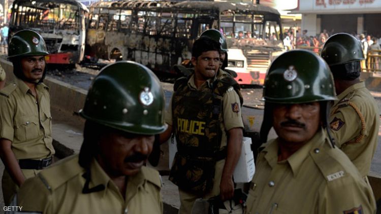 12 قتيلا بإطلاق نار في سوق بالهند