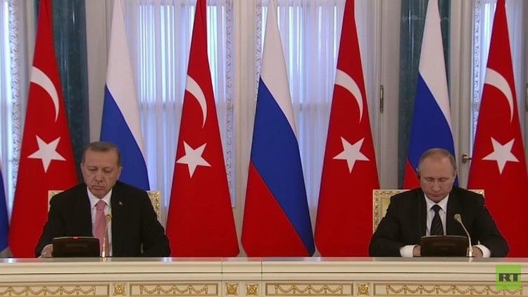 بوتين: روسيا وتركيا عازمتان على استئناف التعاون الثنائي