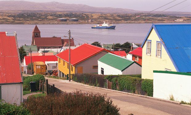 Britain asks Argentina to talk Falklands flights, oil