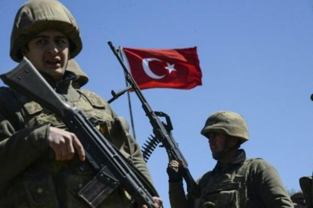 ثمانية قتلى في تفجيريين جنوب شرق تركيا
