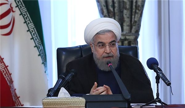 الرئيس روحاني: ايران تدعم أية خطوة تدعم اسعار النفط وتعتمد الالتزام بالحصص