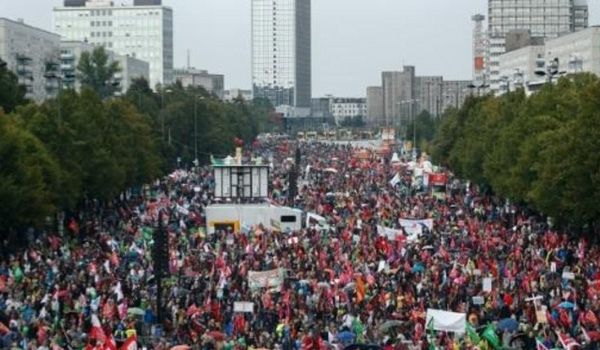 تظاهرات في المانيا ضد التبادل الحر بين اوروبا واميركا