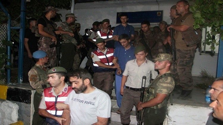 اعتقال 40 أجنبيا في تركيا على صلة بـ "داعش"