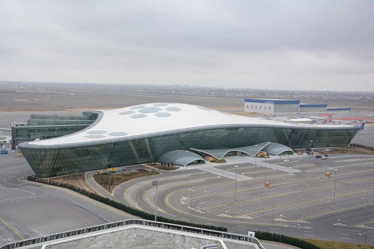 Heydər Əliyev Beynəlxalq Hava Limanına çəkiləcək dəmiryolu xəttinin layihəsi hazırlanır