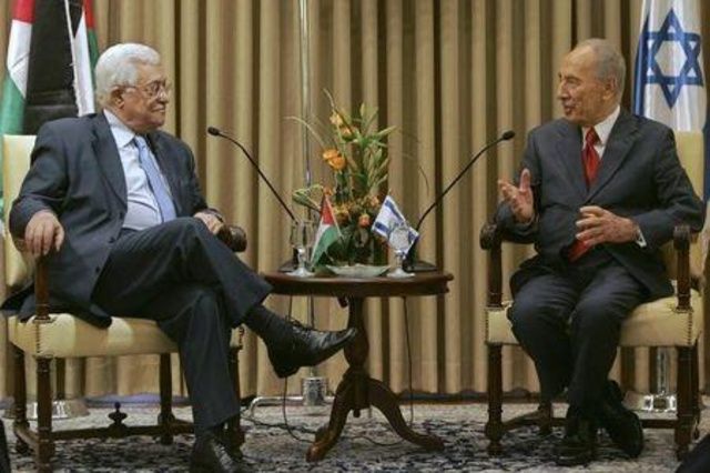 مسؤول: الرئيس الفلسطيني يعتزم المشاركة في جنازة بيريس