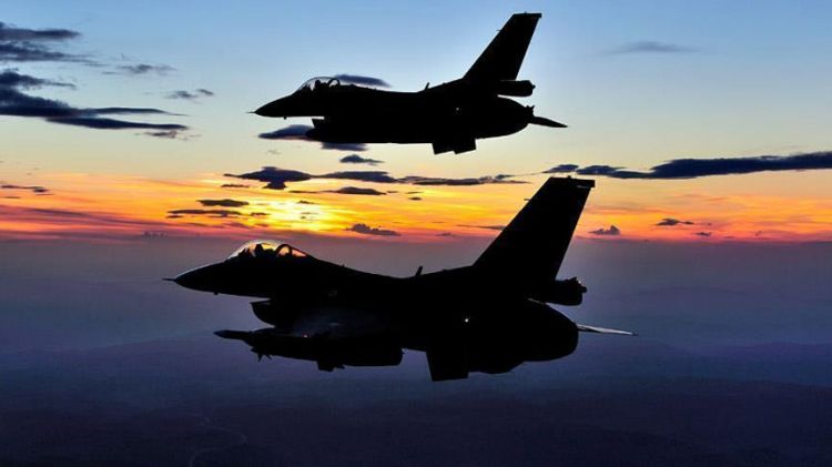 سلاح الجو التركي يدمر مبانٍ تابعة لتنظيم "داعش" شمالي سوريا