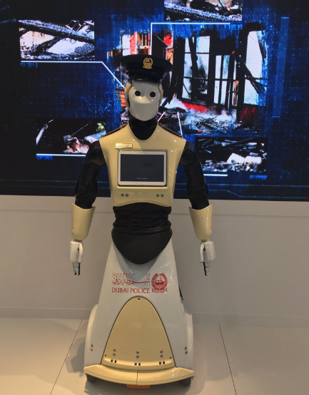 Dünyada ilk robot polis istifadəyə verilir