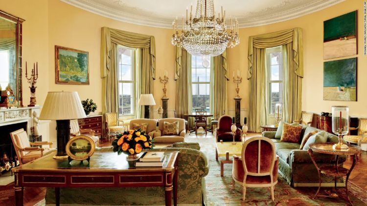 The First Look Inside Obama S Private White House Living