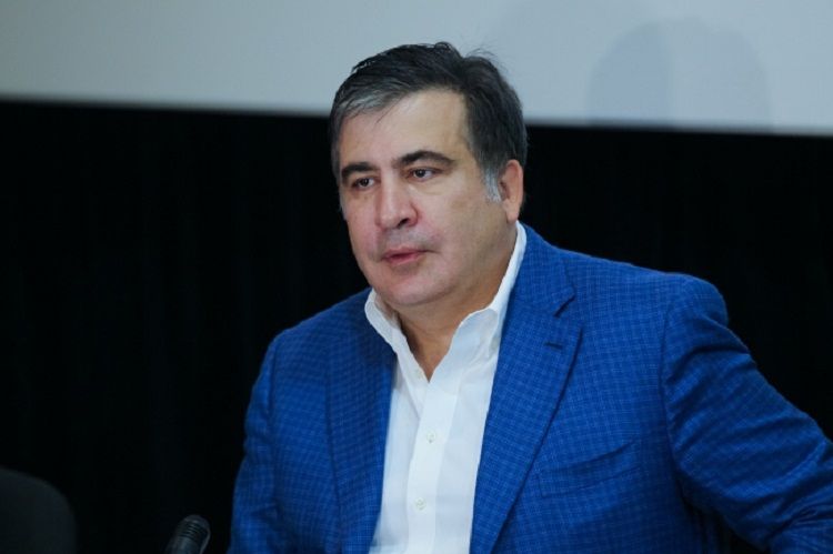 Prezident iki klanı dəstəkləyir Saakaşvili