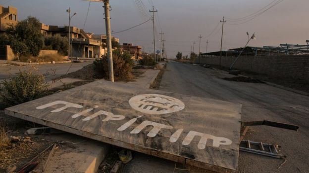 تحذيرات دولية من تزايد أعداد المشردين في الموصل بعد ساعات من سيطرة الجيش العراقي على حي صدام بالمدينة