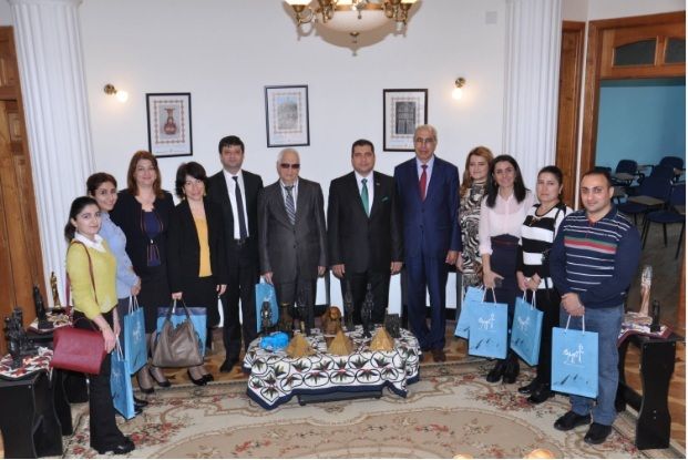 زيارة أعضاء كرسي الصحافة الدولية للمركز المصري للعلاقات الثقافية والتعليمية
