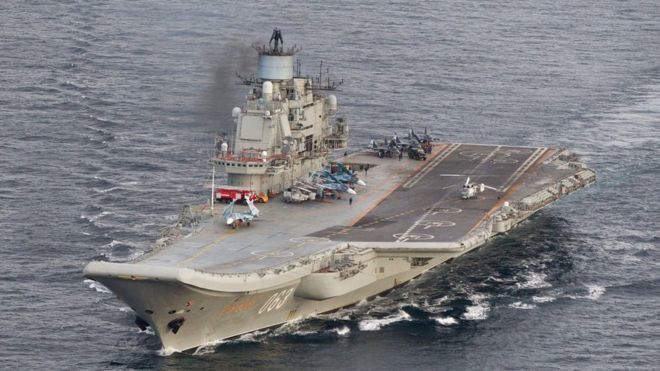 أسطول سفن حربية روسية متمركزة قبالة سواحل سوريا