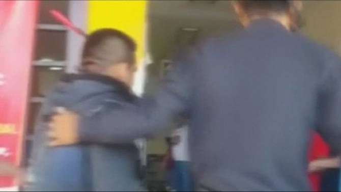 Peruvian man conscious as he walks into hospital with knife protruding from head