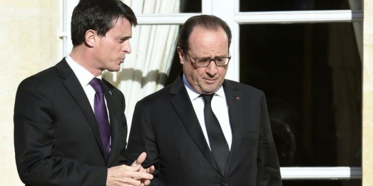 فرنسا: اليسار "مشتت" في ظل مواجهة مرجحة بين فالس وهولاند