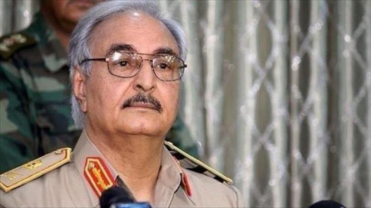 المشير حفتر.. رقم غامض في تحركات الجزائر لحل الأزمة الليبية