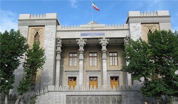 وزارة الخارجية الايرانية تستدعي السفير البريطاني بطهران