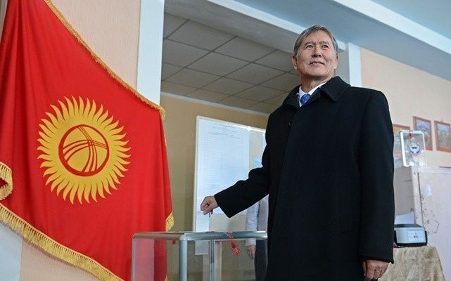 الاستفتاء في قرغيستان: هل حان الوقت للقضاء على الفوضى؟