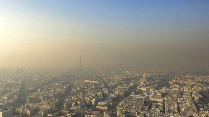 باريس تلجأ مجددا لحركة السير بالتناوب لمواجهة موجة تلوث كبيرة