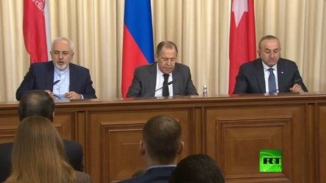 لافروف: موسكو وأنقرة وطهران مستعدة لوضع اتفاق بين دمشق والمعارضة ولتكون أطرافا ضامنة لتنفيذه