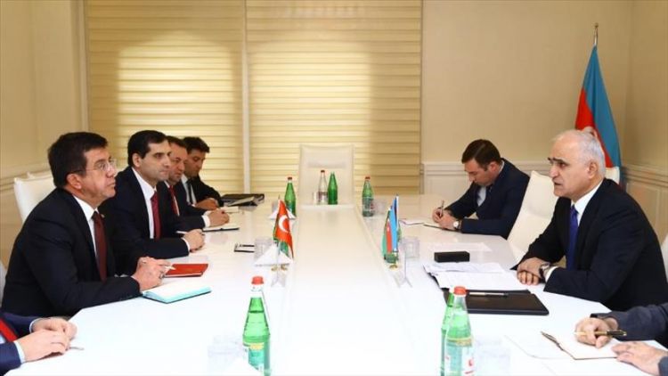 تركيا تعتزم إجراء مبادلات تجارية مع أذربيجان بالعملة المحلية