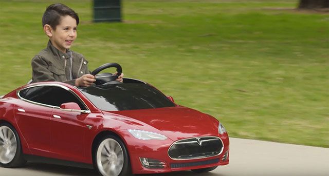 Tesla uşaqlar üçün Model S elektrokar istehsal etdi